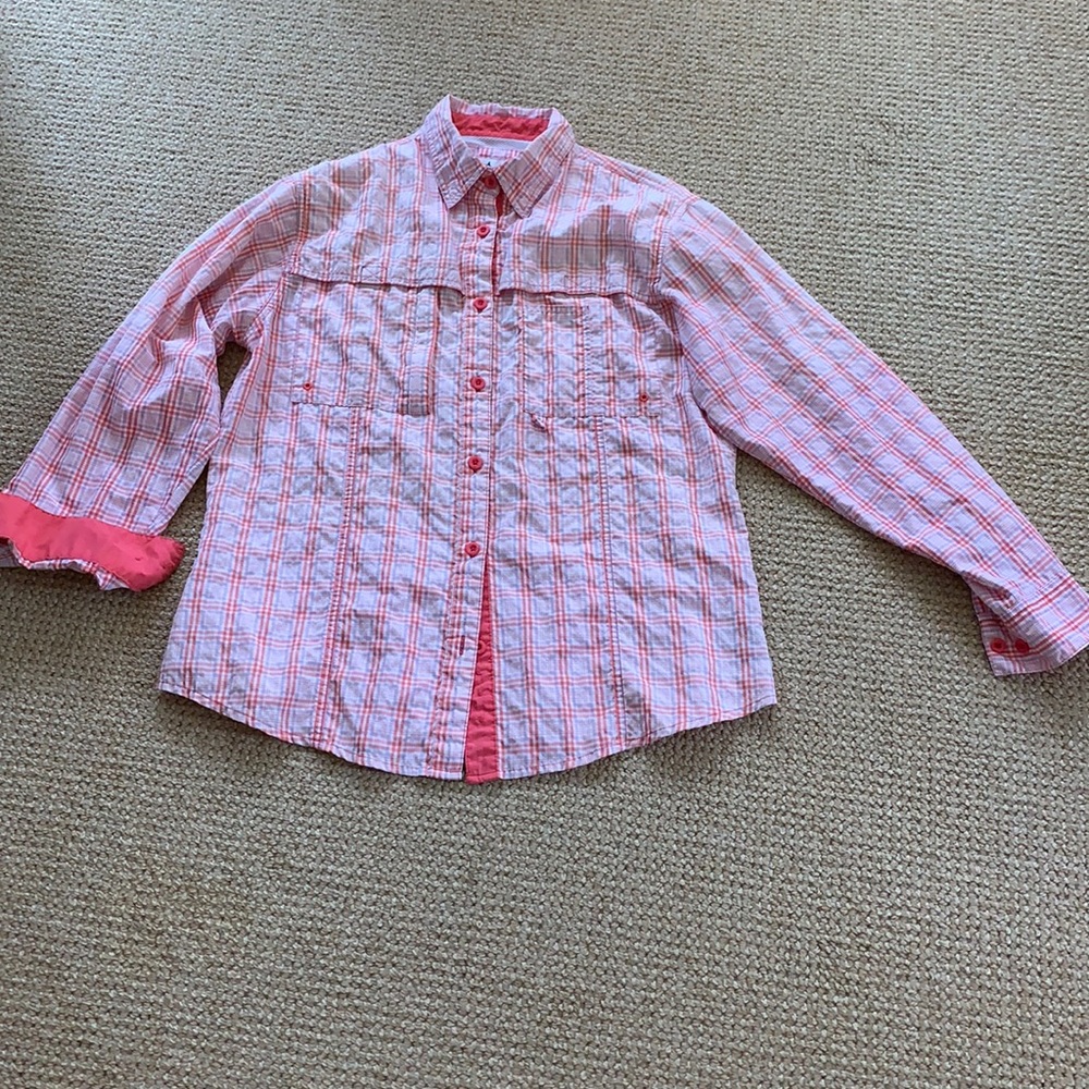 Women’s World Wide Sportsman Shirt. Great shirt for riding,fishing,hiking etc.